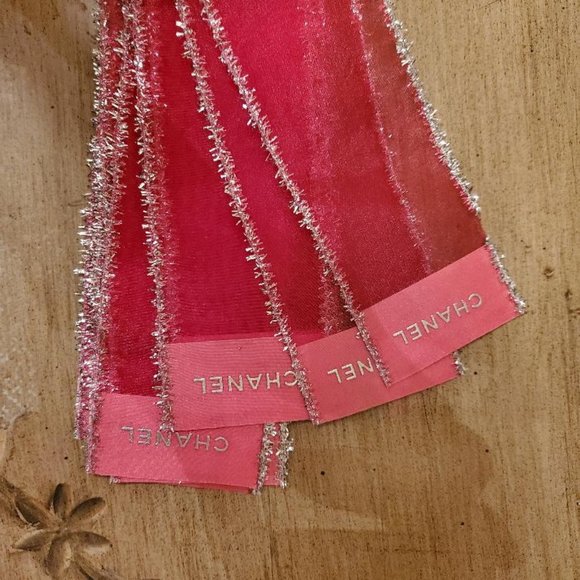 4x CHANEL HOLIDAY Red/Silver RIBBON Belly Band Gift Wrap Wrapping New AUTHENTIC - Picture 1 of 3